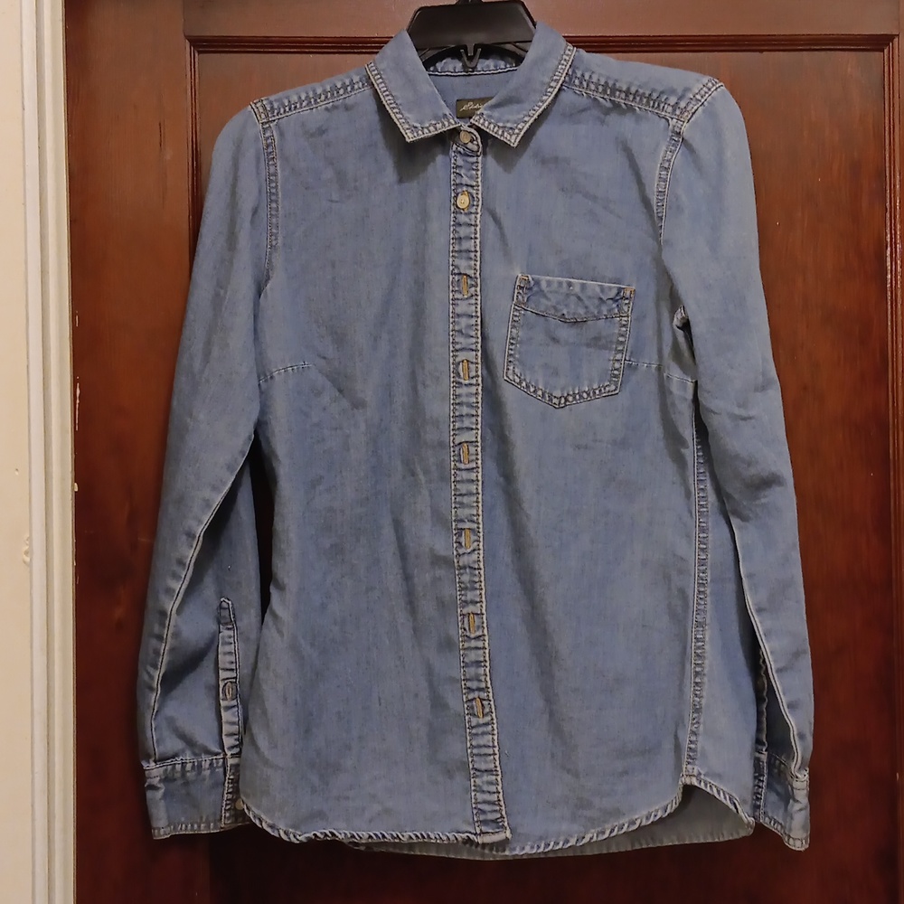 Eddie Bauer Blue Jean Button up Shirt